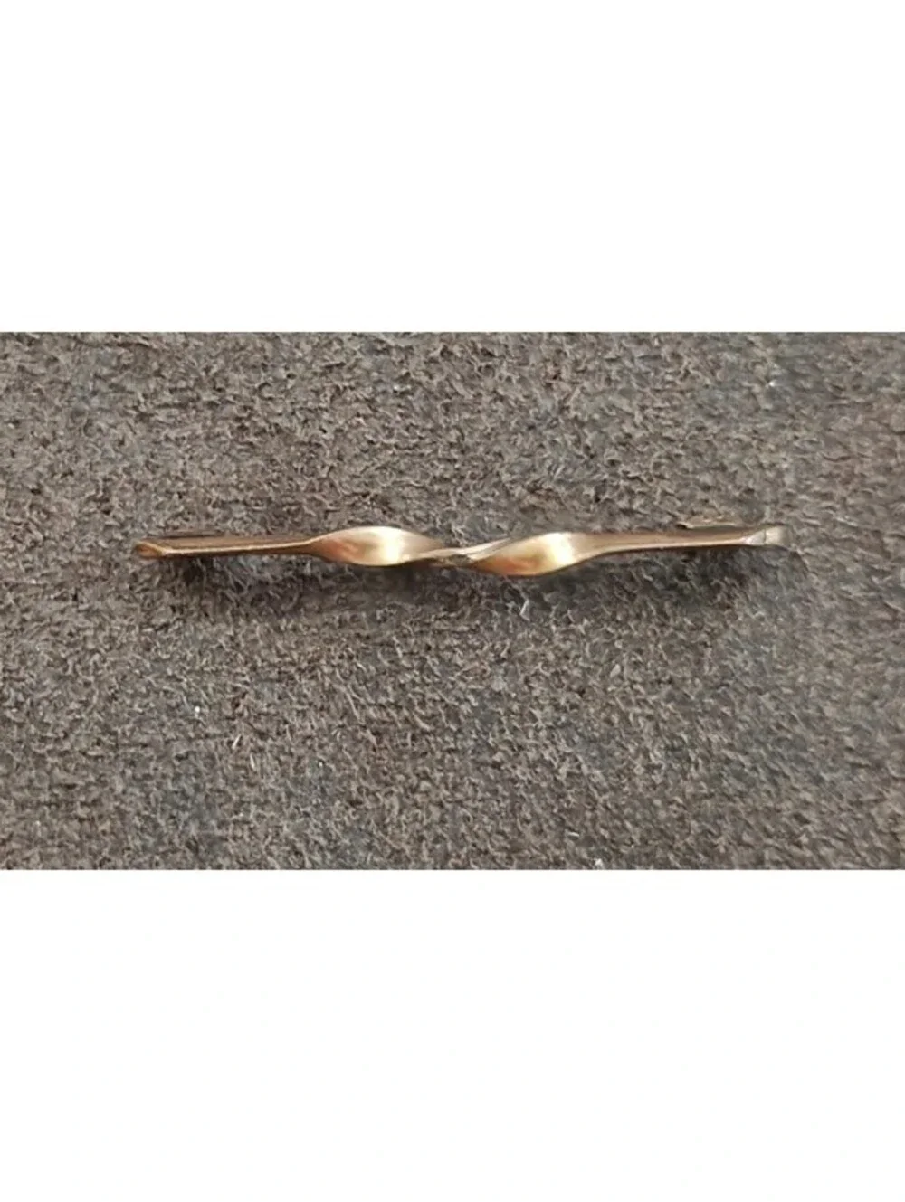 1900s Gold Tone Twist Bar Pin/Brooch